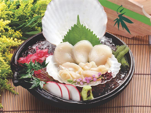 Chef Sushi Hokkaido Sachi reveals the secret of fresh seafood to make a great dish